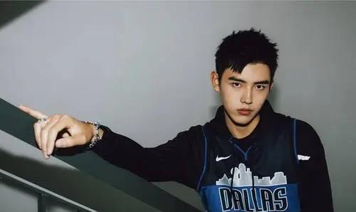 陈飞宇人品圈内爆料视频,圈内爆料视频引发热议  第1张